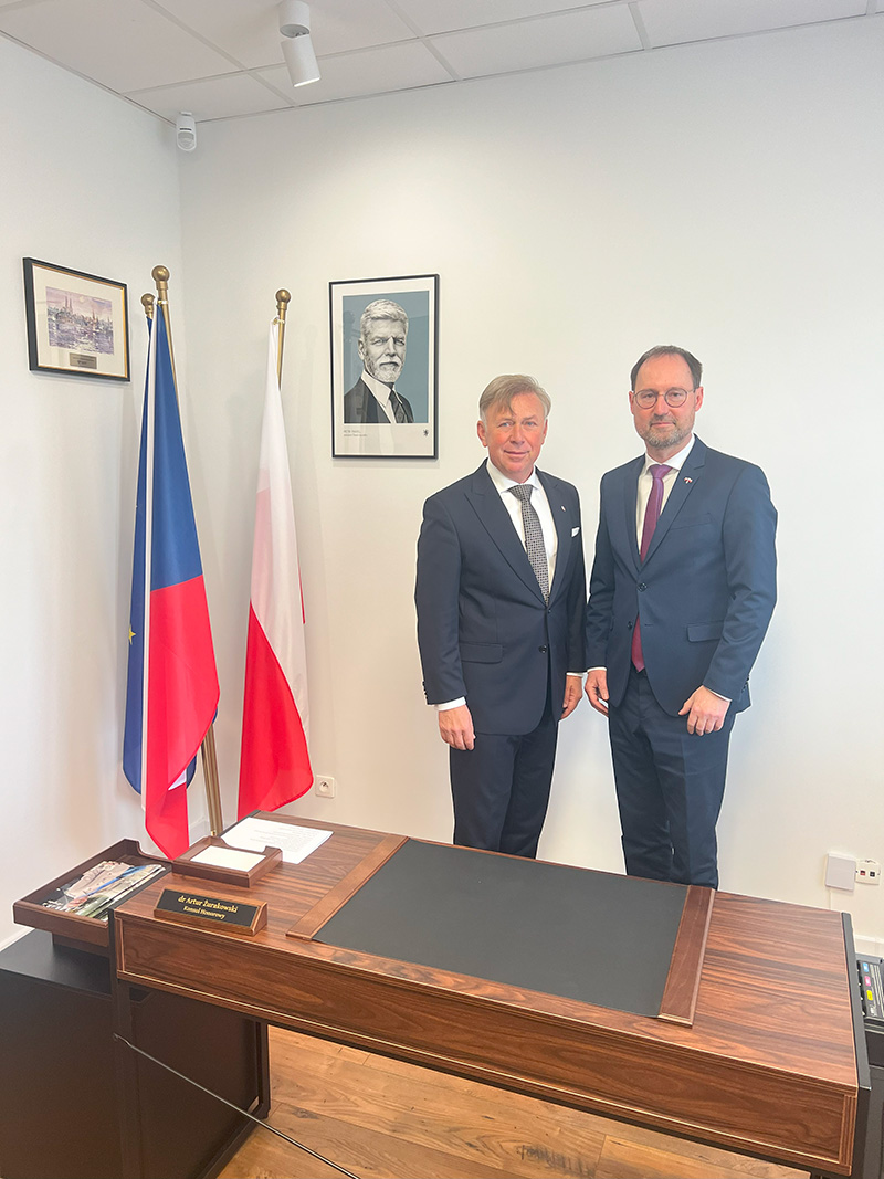 Pierwsza oficjalna wizyta JE Ambasadora
