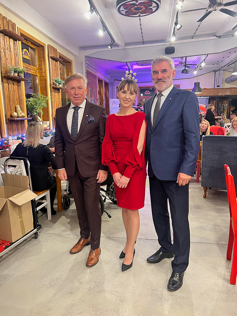 Paulina Šperkova prezes V4 Group, Marek Osak Kh RC w Rzeszowie